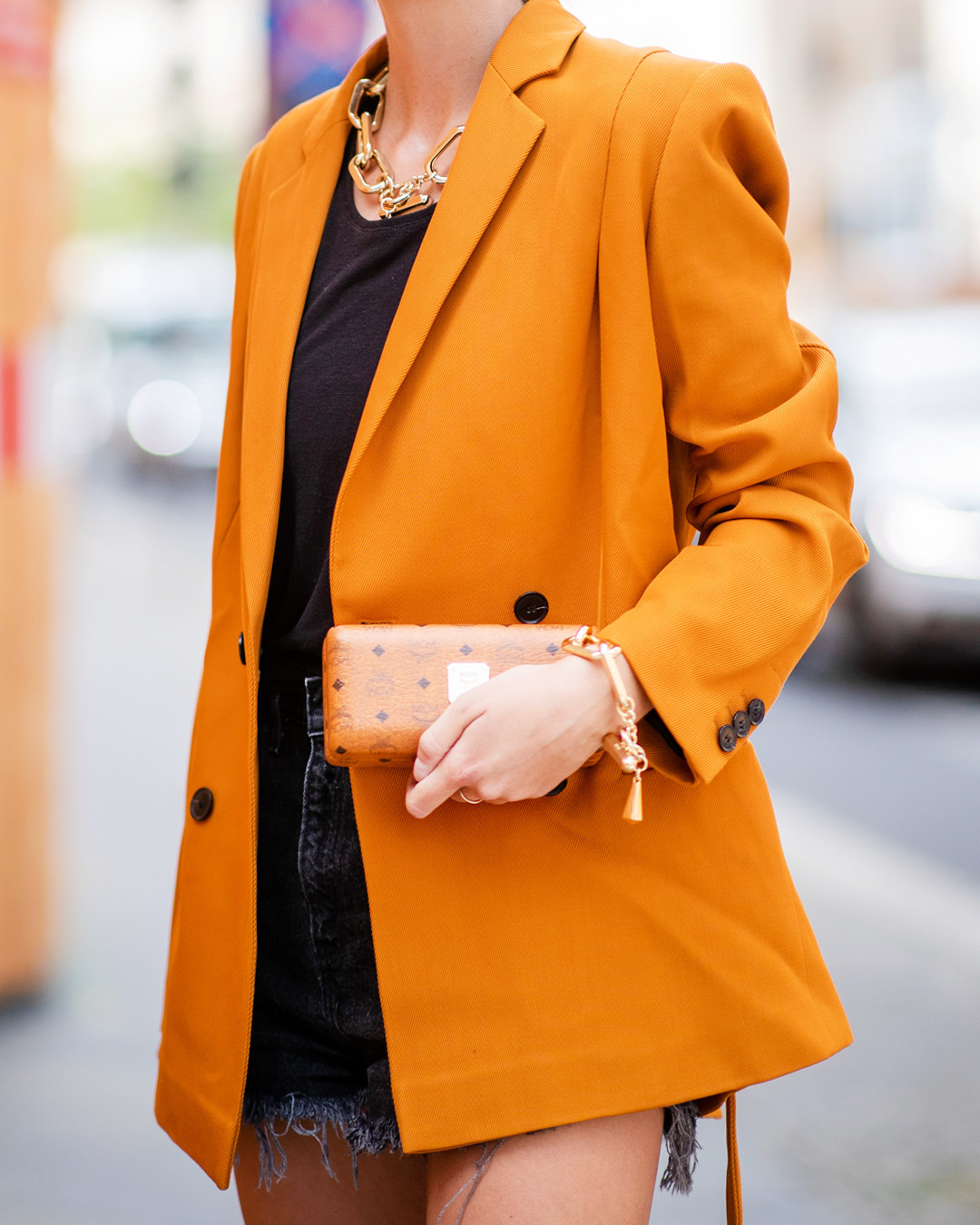14 Oversize Blazers to Wear Like the Celebs This Fall